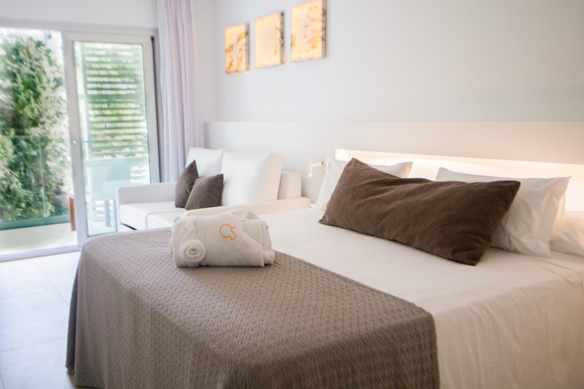 Hotel Cala Saona & Spa المظهر الخارجي الصورة